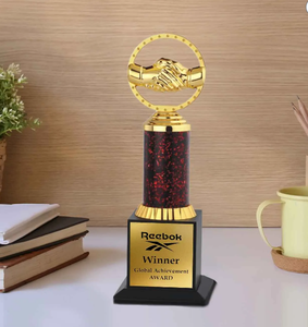 Trophée en métal moulé sous pression avec gravure laser et impression UV, portable pour les événements annuels et les cérémonies de remise de prix - Product Image 1