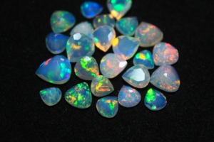 Opales naturelles en vrac, taille poire, polies, multicolores, effet opalescent, 6x8mm, pour la fabrication de bijoux - Product Image 3