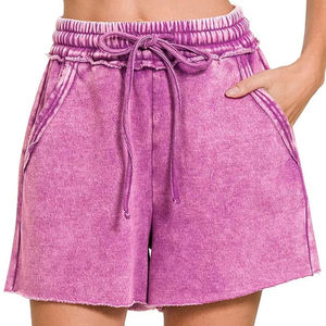 Pantalones Cortos Deportivos Casuales de Algodón 100% Personalizados para Mujer, Pantalones Cortos de Mujer con Efecto Desgastado, Lavado Ácido, Estilo Vintage - Product Image 5