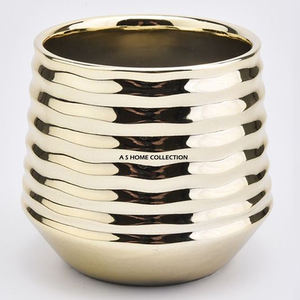 Porte-brosse de qualité supérieure en aluminium de forme ronde au design unique, finition dorée, accessoires de salle de bain pour hôtel - Product Image 3