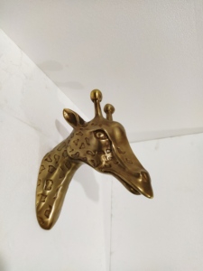 Escultura de Pared de Cabeza de Jirafa Grande de Metal, Estatua de Metal Fundido, Figura Decorativa - Product Image 2