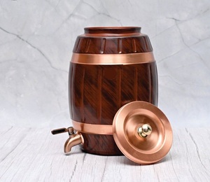 Distributeur d'eau décoratif en cuivre avec robinet |   Serveur à boissons en cuivre fait main |   Décoration d'intérieur haut de gamme - Product Image 1