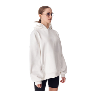 Camiseta Oversize de Mujer con Hombros Caídos, Logo Personalizado, Ajuste Holgado, Estilo Casual Urbano, Top de Moda, Algodón Pesado - Product Image 3