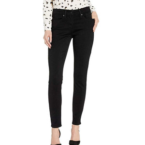 Diseña tus propios pantalones vaqueros de cintura media, rectos, cómodos, transpirables, informales, de talla grande para mujer, en color liso. - Product Image 1
