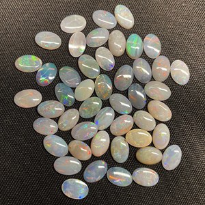 Opale blanche naturelle d'Australie, cabochon ovale, pierre précieuse en vrac, 4*6 MM, 10 CT, certifiée IGI pour la fabrication de bijoux - Product Image 2