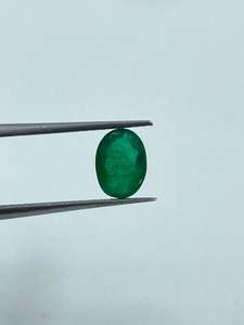 Pierre de bijoux émeraude naturelle de taille ovale, qualité supérieure, vert intense, fabricant indien, prix de gros, taille personnalisée 5.70x7.80mm - Product Image 5