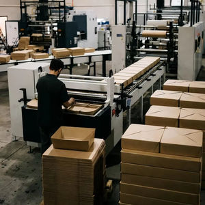 Cajas de Cartón Corrugado Desechables, Ecológicas, Reciclables, de Grado Alimenticio, con Cierre Magnético y Asa, Hechas con Materiales Reciclados para Llevar Comida - Product Image 1