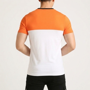 เสื้อยืดผู้ชายผ้าฝ้ายเรียบ ทรงปกติ น้ำหนักเบา ระบายอากาศดี คอกลม แฟชั่นลำลอง ใส่ได้ทุกวัน ใส่สบายในฤดูร้อน มีโลโก้ด้านหน้า แพ็ค 2 ตัว - Product Image 2