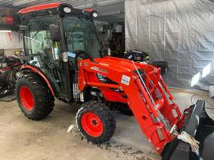 Mini-tracteur Kioti économique avec moteur, chargeur et transmission par engrenages, 35 CV, garantie de 2 ans, pour une utilisation agricole à haute productivité - Product Image 2