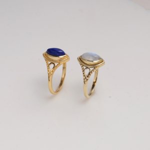 Bague en laiton avec pierre de lune taille marquise, taille fixe, faite à la main, pour femme, Moku Jewellery, Juin, sans placage - Product Image 3