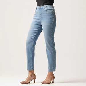 Jeans de Mezclilla Elástica Premium para Mujer, Corte Ajustado, Fabricante y Proveedor OEM - Product Image 1