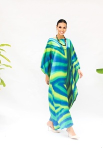 Kaftan de créateur pour femme, robe longue en satin de soie 100% de qualité supérieure, vêtement écoresponsable, style bohème, faite à la main - Product Image 2