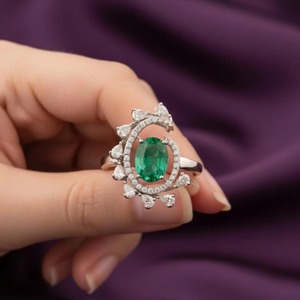 Anillo Ovalado con Halo de Esmeralda, Plata 925, Chapado en Oro Blanco de 14K, con Moissanita, Regalo de Aniversario, Estilo Minimalista - Product Image 3