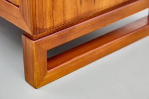 Mesita de Noche de Teca Práctica y Moderna con 3 Cajones para Muebles de Dormitorio - Product Image 5