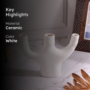 Support à bougies en céramique blanche, design minimaliste, décor de table abstrait, triple bras, accessoire contemporain pour la maison. - Product Image 3