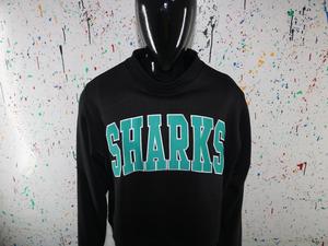 Sudadera SHARKS BLACK con cuello alto, 100% color verde azulado, con apliques bordados, cuello ancho, CLUSH SPORTS - Product Image 4