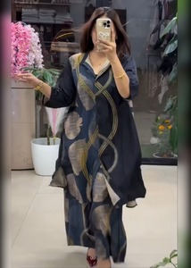 ชุดเดรสลำลองสไตล์ตะวันตกพิมพ์ลายดอกไม้น่ารักแฟชั่นใหม่ประจำฤดูร้อนปี 2026 ของ AARYA  แบบหลวมๆ ยาวคลุมเข่า ซักได้ แขนยาวระดับข้อศอกสำหรับผู้หญิง - Product Image 4