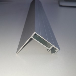 Profilé d'extrusion en alliage d'aluminium SHALUMI SE23, finition anodisée naturelle pour décorations |   Phu Tho Origin Tolerance de 1% - Product Image 3