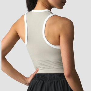 Camiseta sin mangas acolchada para mujer con sujetador incorporado, estilo crop, para fitness, entrenamiento, actividades al aire libre y running. - Product Image 2
