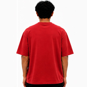 T-shirt en coton rouge surdimensionné pour homme, style streetwear, col rond, manches courtes, avec logo imprimé sur le devant, vente en gros OEM - Product Image 2