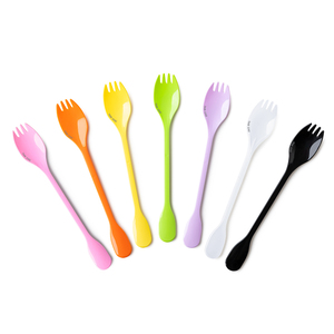 Mit ช้อนไอศกรีมทนความร้อนหลากสีขนาด16ซม. พร้อมช้อนตวงและช้อนกาแฟสำหรับใช้ในงานปาร์ตี้ - Product Image 1