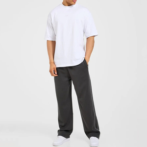 Ensemble de survêtements deux pièces pour hommes, comprenant un sweat à capuche et un pantalon de jogging, de haute qualité, coupe oversize, avec passepoil, pour la gym et les activités sportives - Product Image 3
