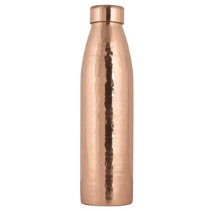 Bouteille d'hydratation et de stockage en cuivre martelé esthétique de qualité supérieure pour la santé quotidienne - Product Image 1