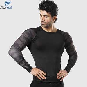 Maillot de compression à manches courtes pour homme Blue Tech, imprimé par transfert thermique, écologique, couleur personnalisée, séchage rapide, en spandex - Product Image 1