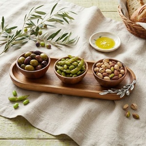 Ensemble de bols à condiments en bois d'acacia faits à la main avec plateau décoratif à accents de branches d'olivier, plateau de service pour noix, sauces et en-cas - Product Image 2