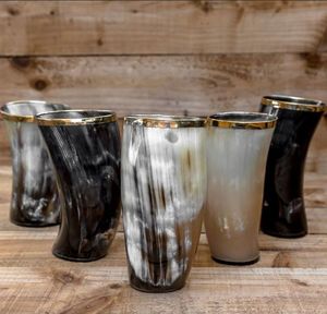 Verre à jus en corne naturelle, poli à la main, fait main, article cadeau unique, vaisselle rustique, matériau durable - Product Image 5
