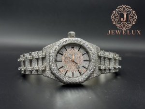 Reloj de Lujo con Diamantes Moissanite Estilo Hip Hop para Hombre, Reloj de Pulsera de Acero Inoxidable con Incrustaciones de Diamantes para Fiestas y Uso Diario - Product Image 3