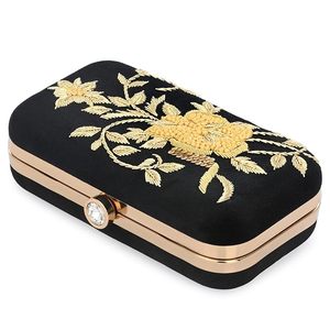 Pochette brodée haut de gamme, sac à main de créateur abordable pour femme, idéal pour les mariages, soirées et festivals - Product Image 2