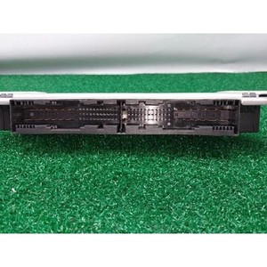 ECU และโมดูลคอมพิวเตอร์มือสองสำหรับรถยนต์ซีรีส์ 7 รุ่น 9313928 - Product Image 4