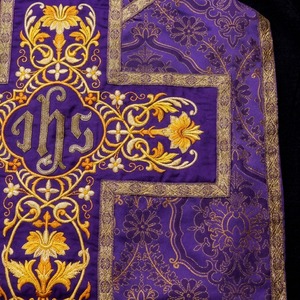 Banderola procesional de terciopelo personalizada con bordado de hilo dorado para iglesia, artículos litúrgicos religiosos católicos, servicio OEM de China - Product Image 5