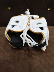 หมวกป้องกันศีรษะสำหรับชกมวย Fly White PU ป้องกันใบหน้าเต็มรูปแบบ อุปกรณ์ฝึกซ้อม สายรัดปรับได้ สวมใส่สบาย คุณภาพระดับมืออาชีพ พรีเมียม - Product Image 2