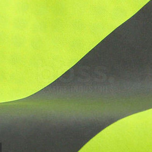 Gilet de sécurité en gros avec construction légère, panneaux réfléchissants, poches pratiques et port confortable - Product Image 4