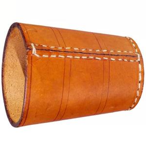 Ensemble de jeux de société Farkle Yahtzee en similicuir comprenant 6 dés marron et 1 couvercle de gobelet à dés avec intérieur en velours, 7 pièces en PU pour utilisation au bar - Product Image 2
