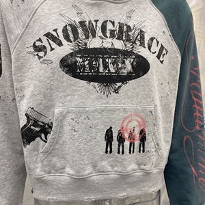 เสื้อฮู้ดครอปผู้ชาย Snowgrace แขนเสื้อแบบแร็กแลน สตรีทแวร์ พิมพ์ลาย มีกระเป๋า ดีไซน์ทรงโอเวอร์ไซส์ เหมาะสำหรับใส่ในฤดูใบไม้ร่วง - Product Image 2
