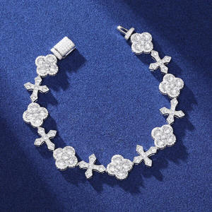 Pulsera de Oro con Cruz de Trébol y Diamantes Cultivados en Laboratorio Lebron, Joyería Hip Hop de Lujo con Incrustaciones de Diamantes, Certificada por IGI - Product Image 3