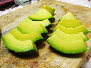 Aguacate congelado IQF de alta calidad de Vietnam, sabor dulce, conservación del agua, suministro a granel, buen precio, Sra. Esther - Product Image 2