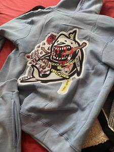 Survêtement Homme Personnalisé Effet Délavé Streetwear en Coton Éponge 100% avec Logo Brodé Vieilli pour la Saison Automne - Product Image 4