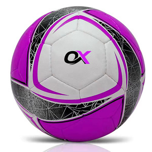 Ballon de football Oxva Industries confortable et respirant, fabriqué au Pakistan, ballon de football de haute qualité - Product Image 6