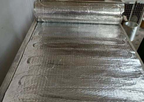 สีน้ำตาล