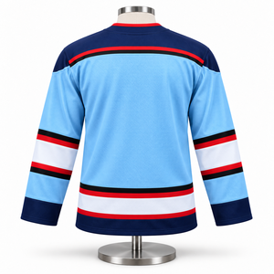 Maillot de hockey sur glace professionnel avec bandes audacieuses sur la poitrine, texture en polyester lisse et coupe confortable pour les performances sur la patinoire - Product Image 2