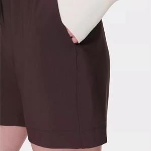 Shorts de sport et de gym extensibles tendance pour femme, collection été 2025 – Vente en gros, tailles plus, avec poches et cordon de serrage - Product Image 2