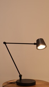 Factory Custom Wholesale Northern Europe Simple Bedroom Decoration Modern Hotel Personality Art Desk <b>Adjustment</b> Metal <b>Table</b> Lamp - Product Image 6
