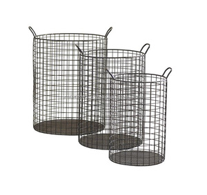 Elegante cesta de frutas de hierro forjado inspirada en una granja para la decoración rústica del hogar y la organización eficiente de las frutas en la encimera - Product Image 5