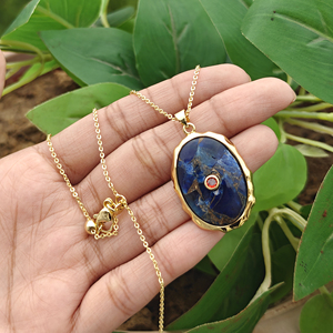 18k Gold Plated Minimalist Statement Brass Turquoise Oval Pendant Cz Stone Bezel Setting Bohemian Style Adjustable Fashion Model - Product Image 4