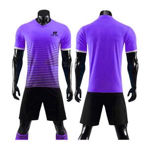 Ropa Deportiva Cómoda, Uniforme de Fútbol para Hombre, 100% Poliéster, Uniforme de Fútbol Personalizado para Hombre - Product Image 4