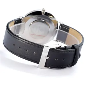 ボックスセットファッションデザイン製品6.15mmケース厚時計クォーツ男性ODM OEM odm腕時計